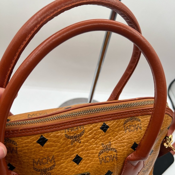 🔥MCM Alma visetos cognac 2 way bag EUC 🔥made in Germany with COA - Picture 15 of 16